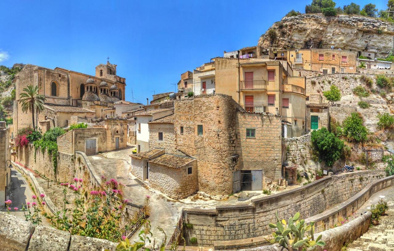 Lilibeth Houses - Charming & Lovely Views Scicli Exterior foto
