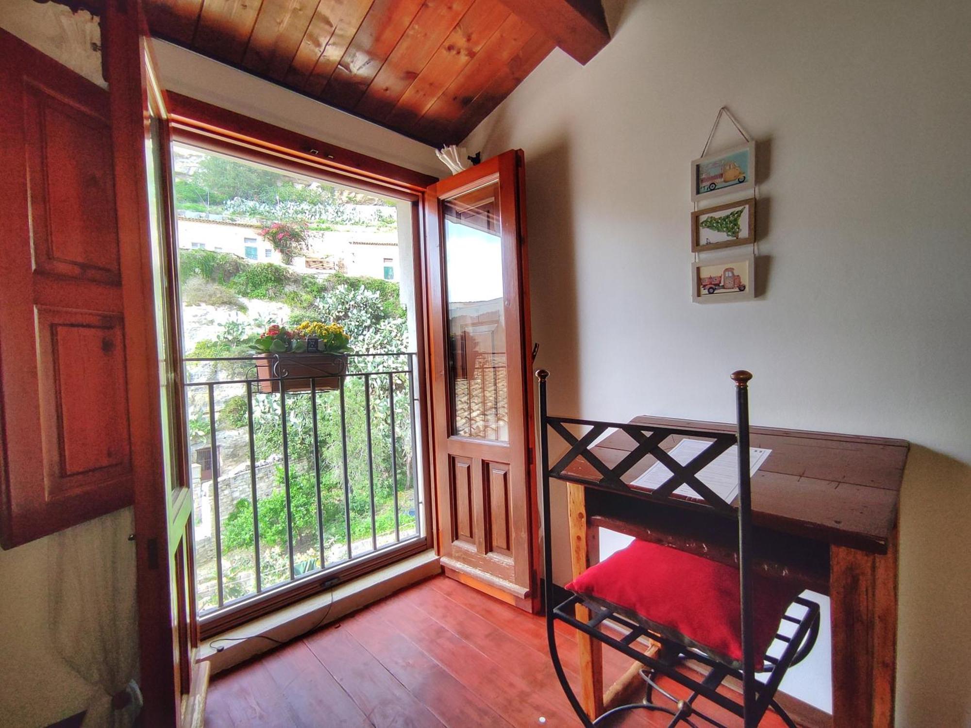 Lilibeth Houses - Charming & Lovely Views Scicli Quarto foto